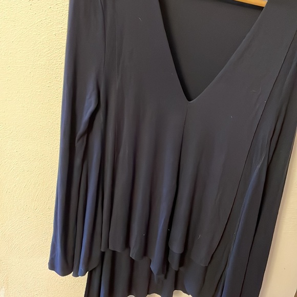 Free People high low hemline black size XS light weight sweater - Picture 2 of 7